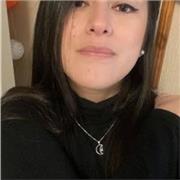 Nutricionista Universitaria. Me encanta enseñar y la correcta ortografía del español.  Podría enseñar biología o el lenguaje como